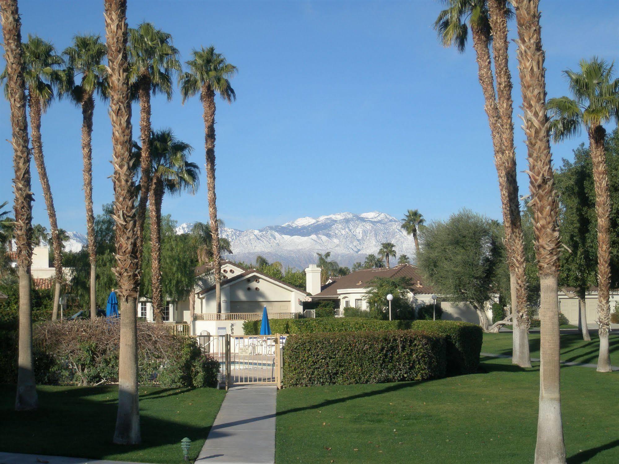 Desert Breezes 3* Palm Desert